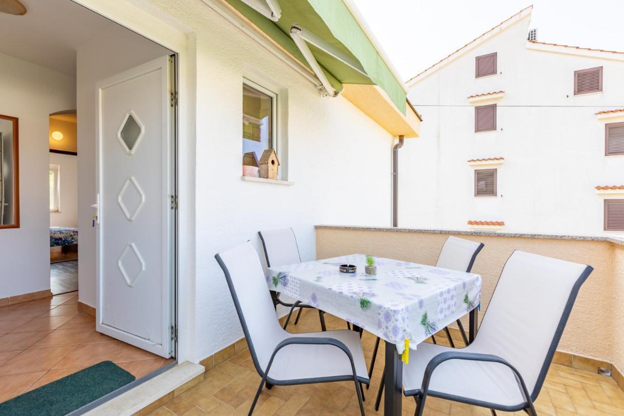 Apartments Vesna Punat Eksteriør billede